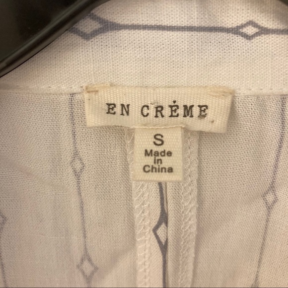 En Crème White Tunic Blouse - Picture 2 of 4